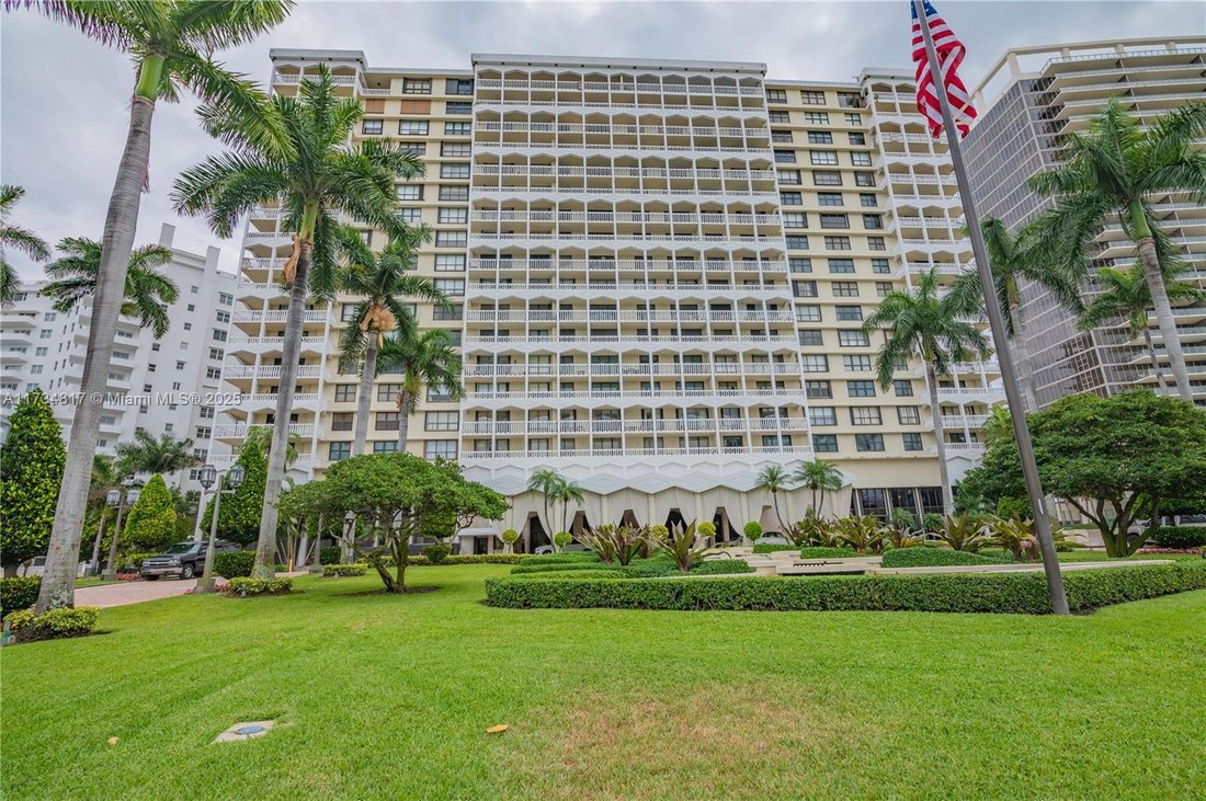 Condo in Bal Harbour, Florida, United States 1 - 16636297