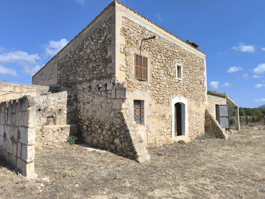 House in Campanet, Balearic Islands, Spain 1 - 16631241