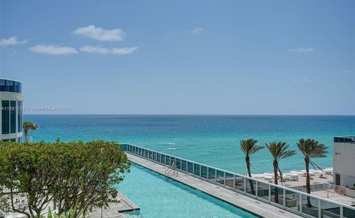 Condo in Golden Beach, Florida, United States 1