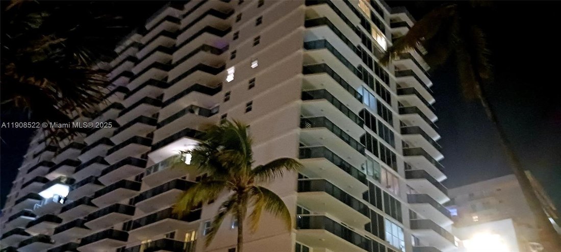 Condo in Miami Beach, Florida, United States 4 - 16640341