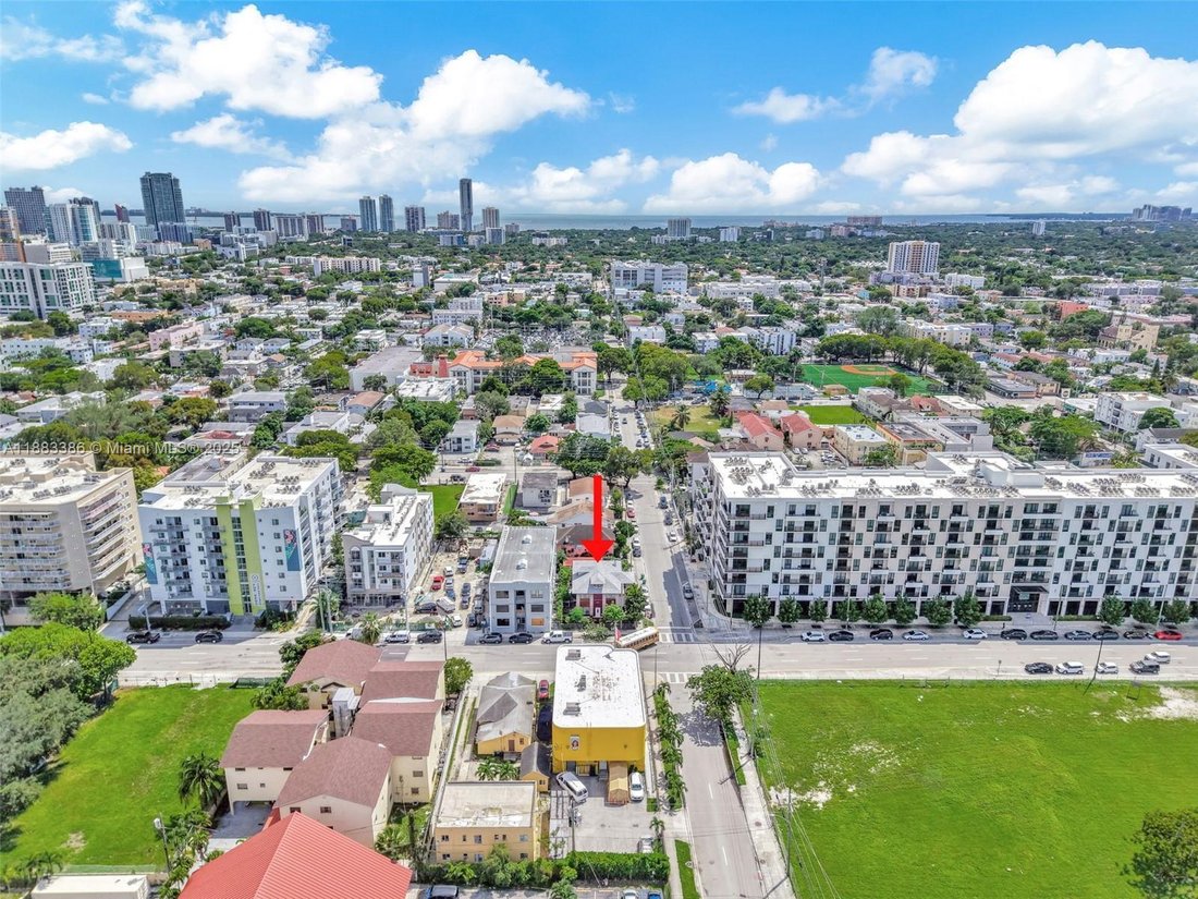 House in Miami, Florida, United States 5 - 16635742