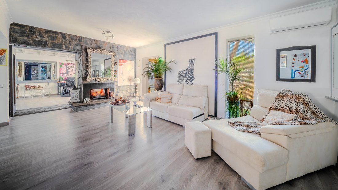 Villa in Estepona, Andalusia, Spain 4 - 16489268