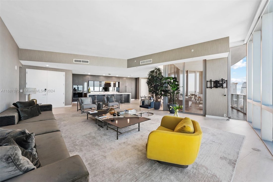 Condo in Miami, Florida, United States 2 - 16636452