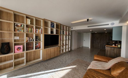 Condo in Miami Beach, Florida, United States 1