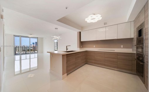 Appartement à Golden Beach, Floride, États-Unis 1