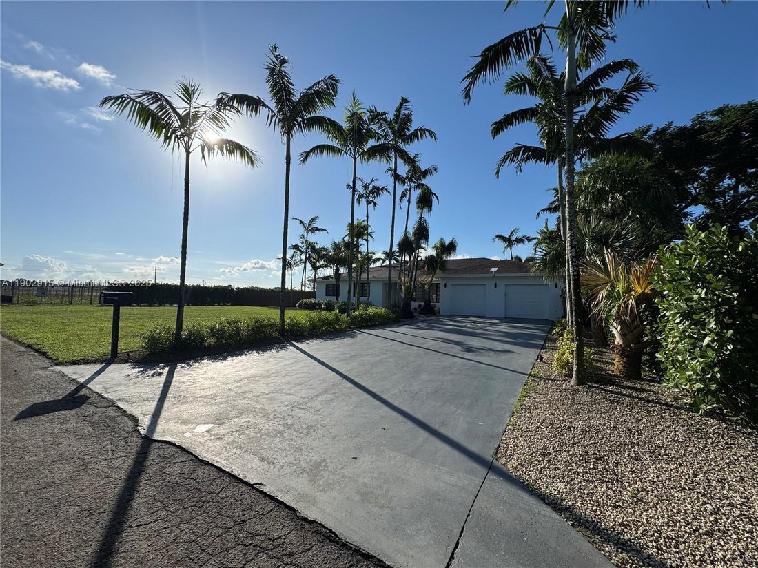 House in Homestead, Florida, United States 1 - 16639561