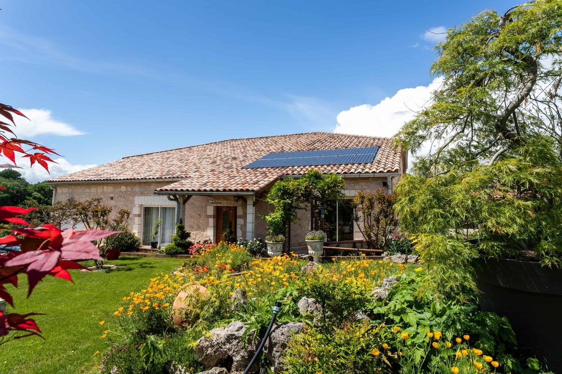 House in Castelsagrat, Occitania, France 2 - 16629183