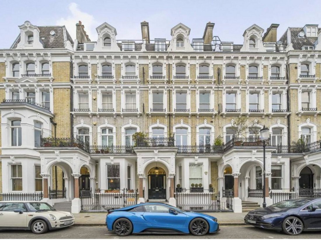 Apartment in The Boltons, Kensington And Chelsea, England 2 - 16644324