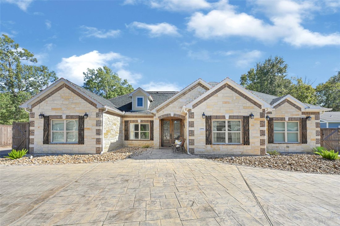 House in New Caney, Texas, United States 3 - 16645600