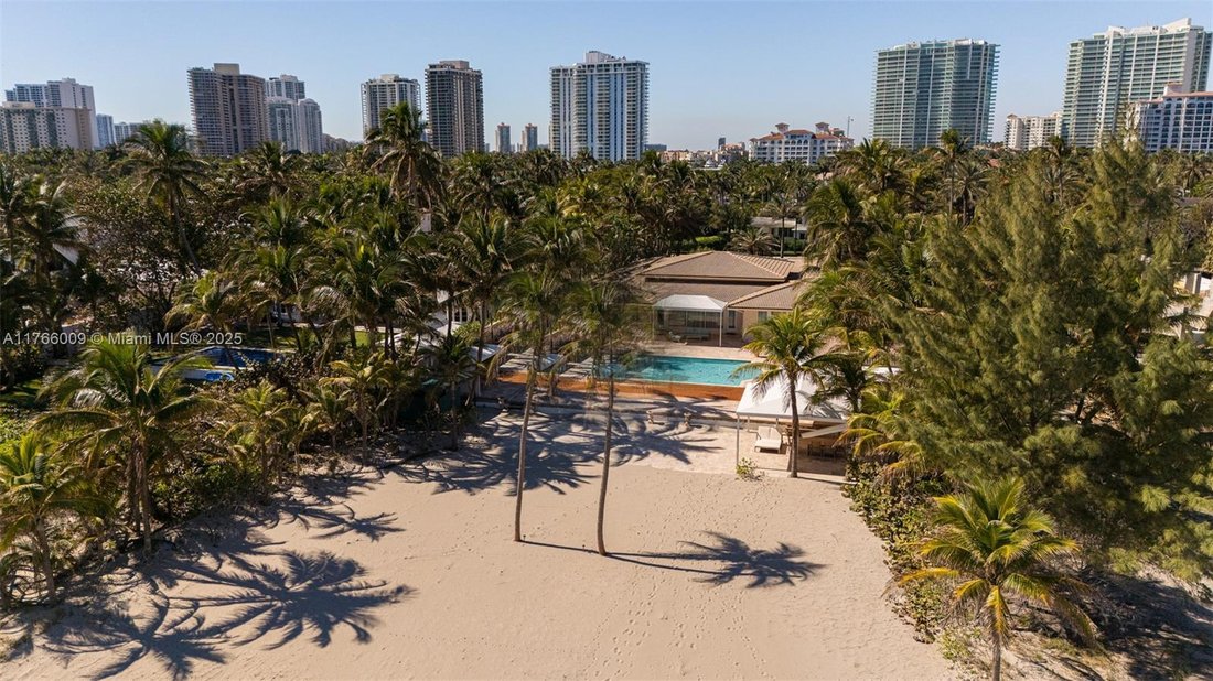 House in Golden Beach, Florida, United States 4 - 16639922