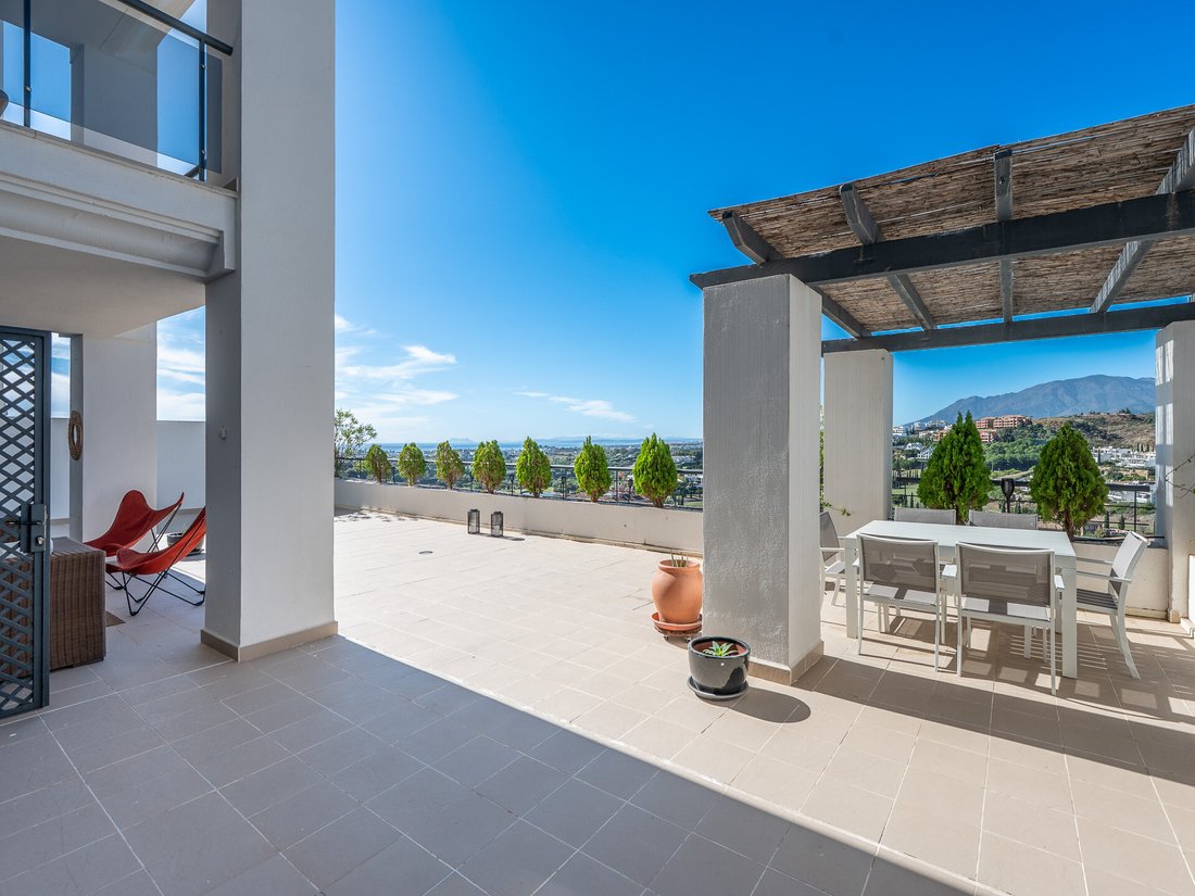 Apartment in Benahavis, Andalusia, Spain 4 - 16631456