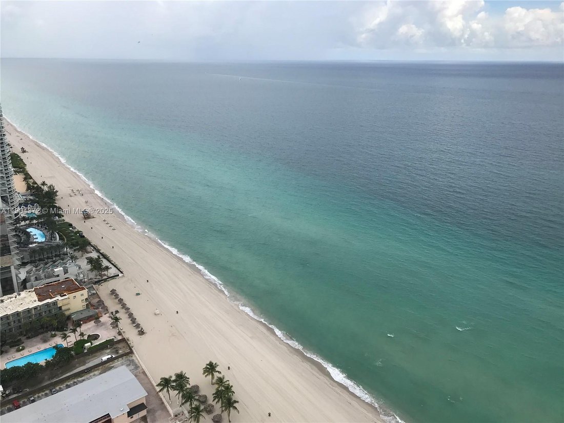 Condominio a Golden Beach, Florida, Stati Uniti 1 - 16639441