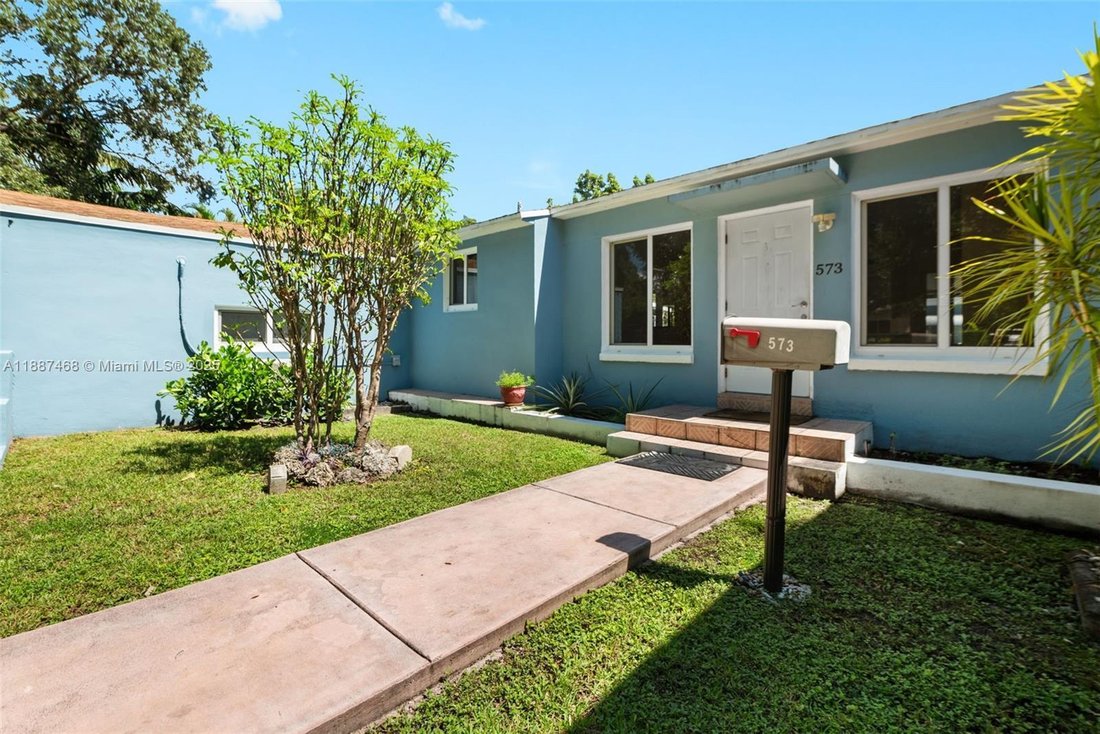 House in Miami Springs, Florida, United States 2 - 16639888
