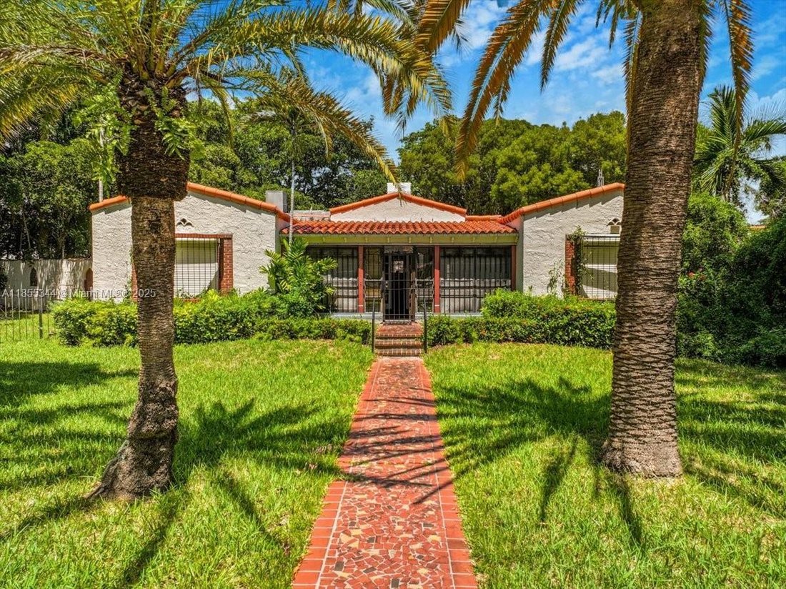 Maison à Miami, Floride, États-Unis 1 - 16638480