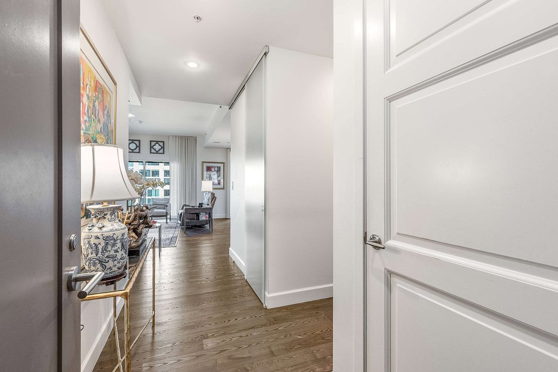 Condo in Atlanta, Georgia, United States 2 - 16643707