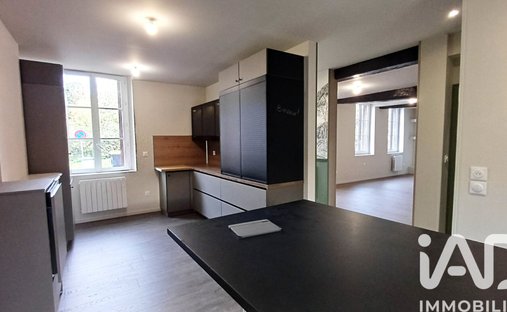 Castle for Sale in Évreux, Normandy, France