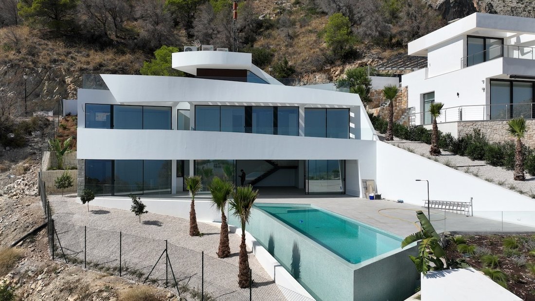Villa in Zona de Mascarat, Valencian Community, Spain 1 - 16630216