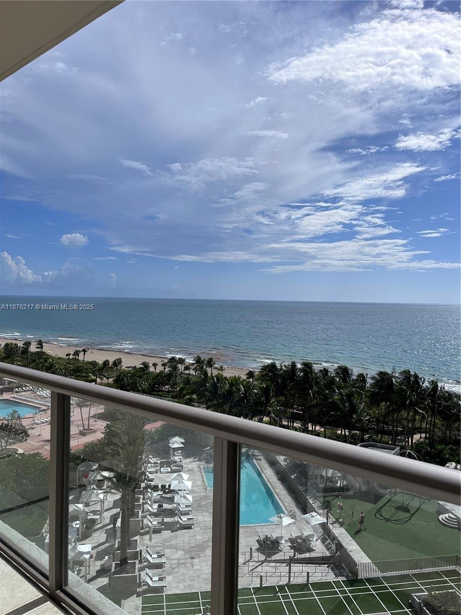 Condo in Bal Harbour, Florida, United States 2 - 16639683