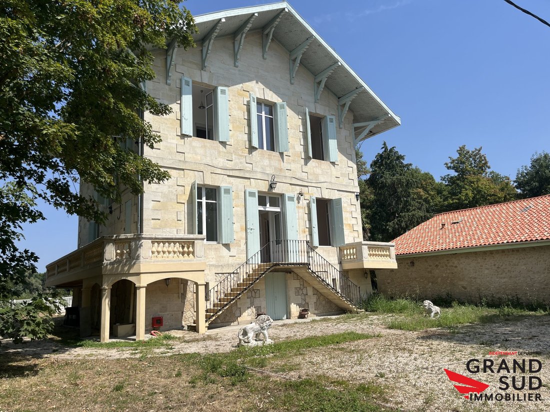 House in Beautiran, Nouvelle-Aquitaine, France 1 - 16574517