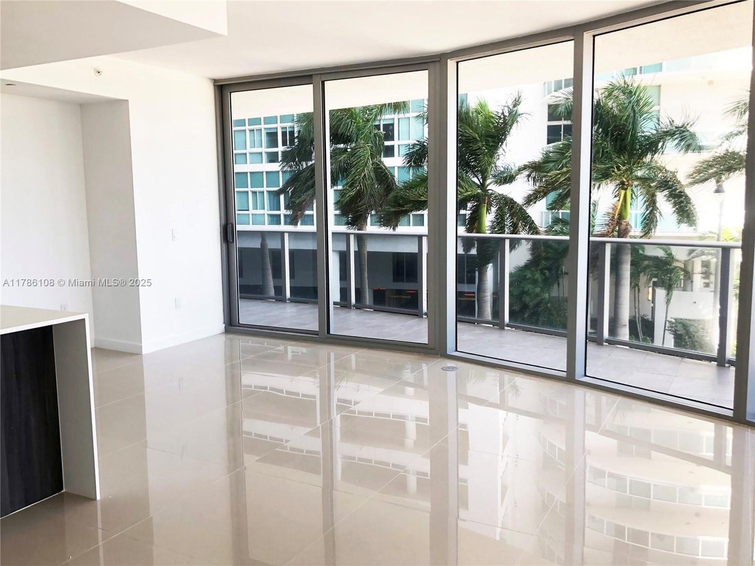 Condo in Miami, Florida, United States 2 - 16640225