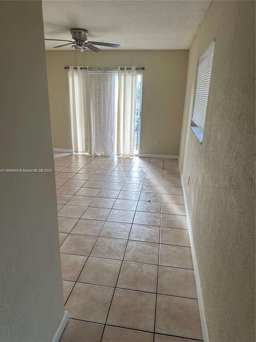 Miami, Florida, United States 5 - 16639579