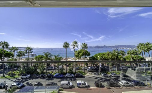 Apartment in La Source, Cannes, France 1