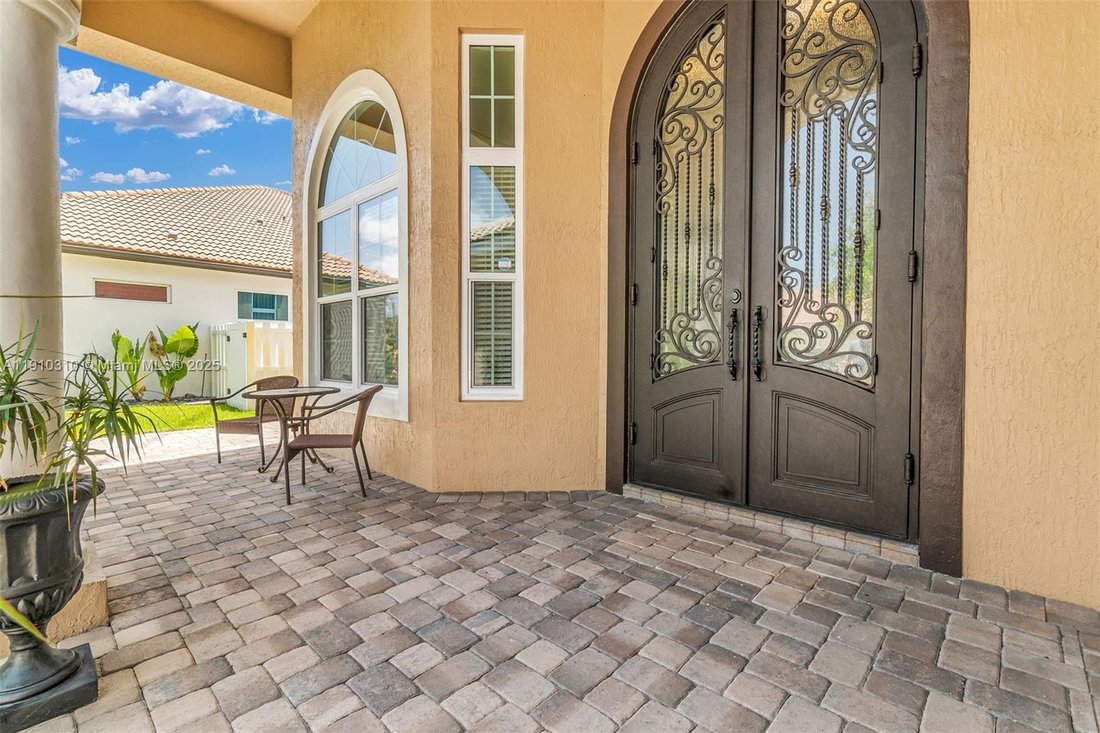 House in Miramar, Florida, United States 4 - 16640241