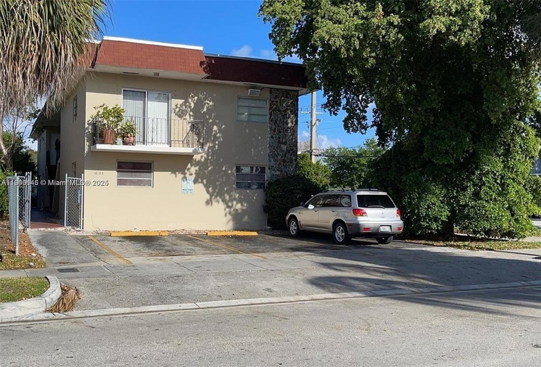 Miami, Florida, United States 3 - 16639579