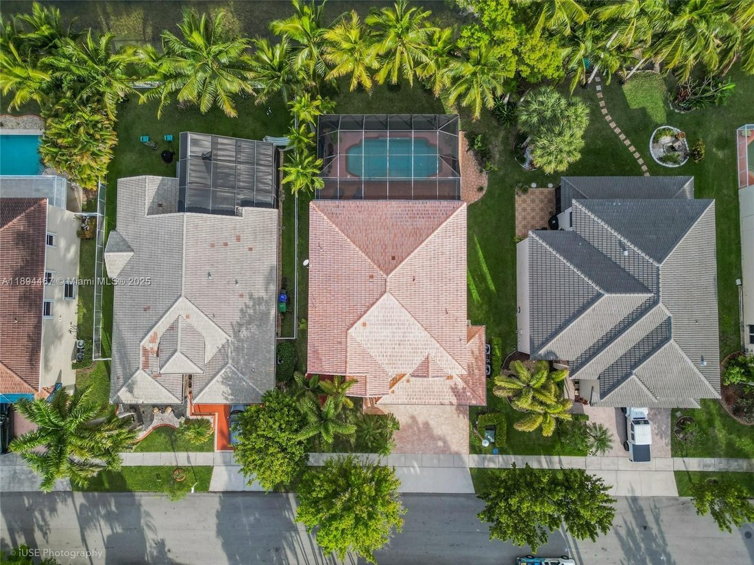 House in Miramar, Florida, United States 4 - 16637389