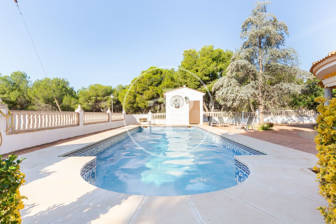 Villa in Serra, Valencian Community, Spain 2 - 16642504