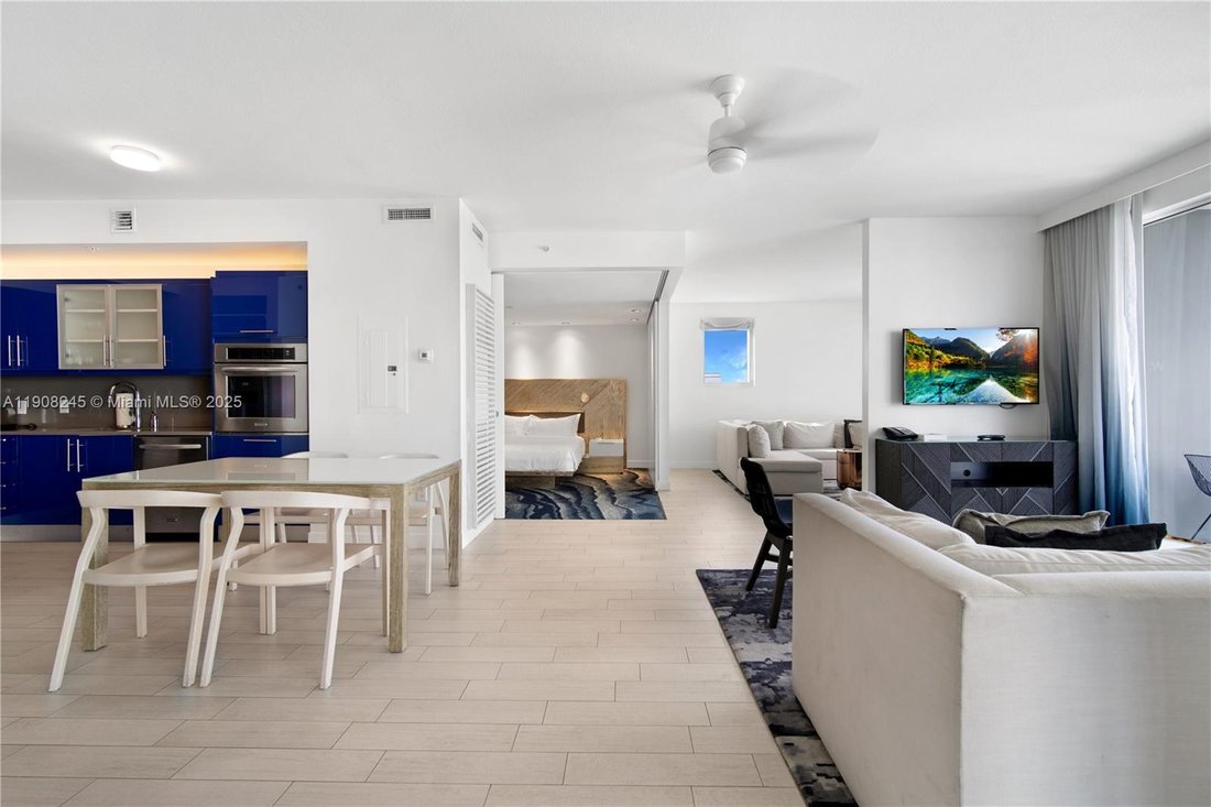 Condo in Fort Lauderdale, Florida, United States 2 - 16638057