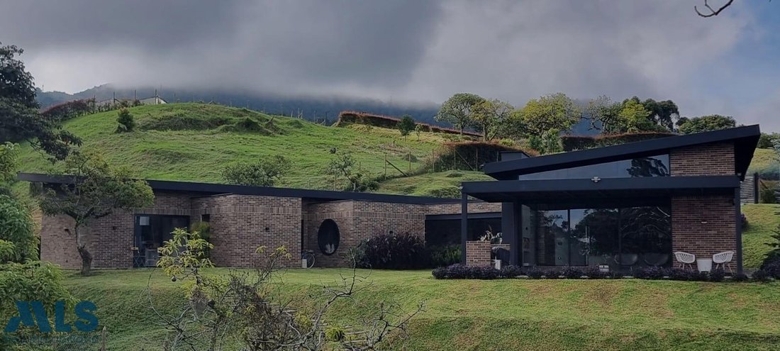 House in La Ceja, Sopetrán, Colombia 1 - 16629884