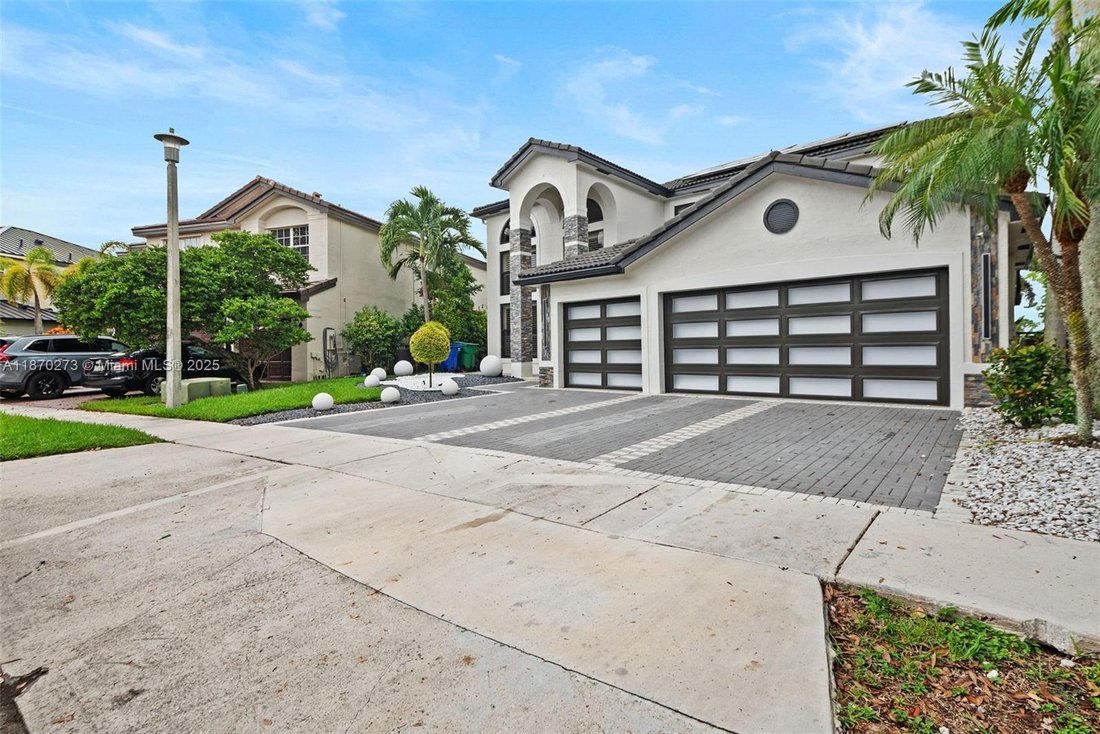 House in Miramar, Florida, United States 2 - 16640292