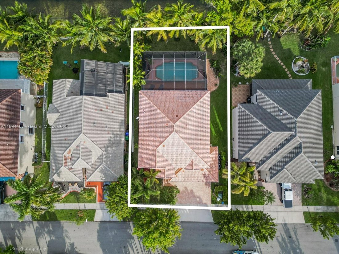 House in Miramar, Florida, United States 3 - 16637389