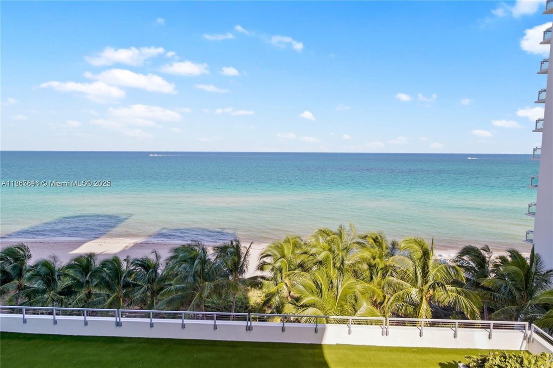 Condo in Miami Beach, Florida, United States 1 - 16637718