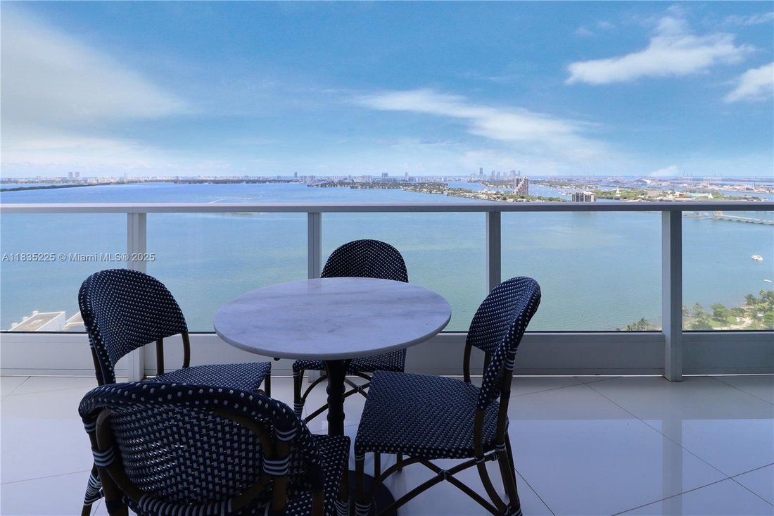 Condo in Miami, Florida, United States 4 - 16638263