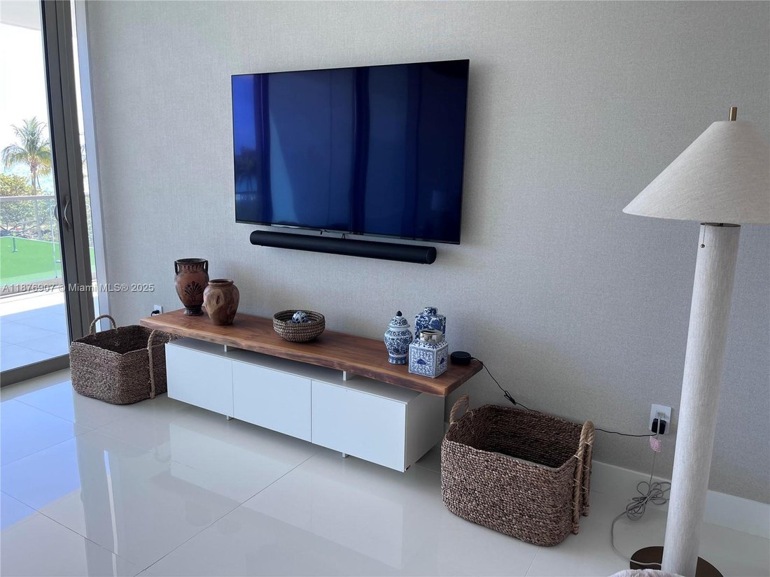 Condo in Bal Harbour, Florida, United States 5 - 16639826