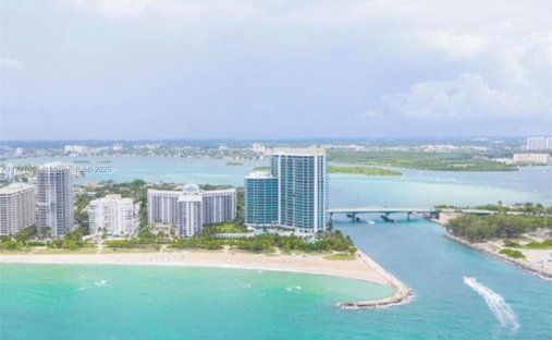Condo in Bal Harbour, Florida, United States 1