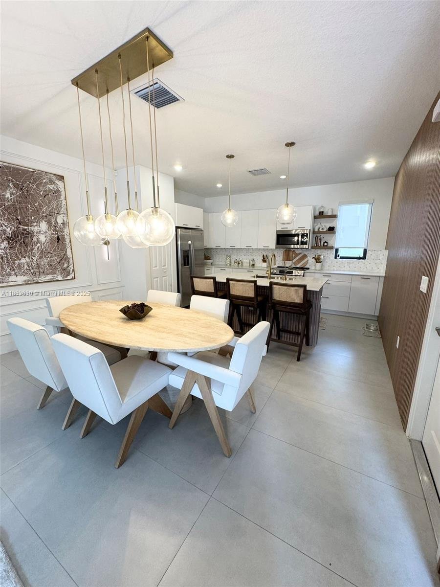 Townhouse in Miami Springs, Florida, United States 3 - 16638756