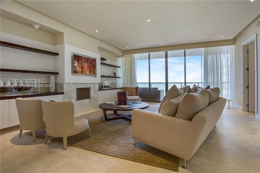 Condo in Bal Harbour, Florida, United States 4 - 16639683