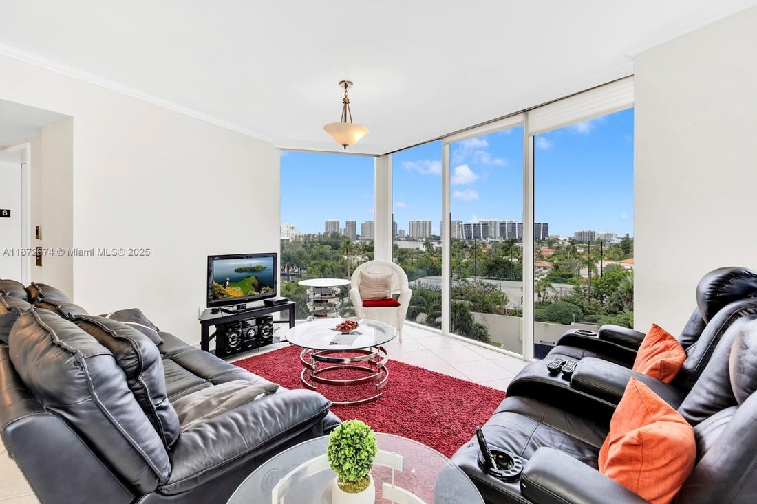 Condo in Golden Beach, Florida, United States 3 - 16638045