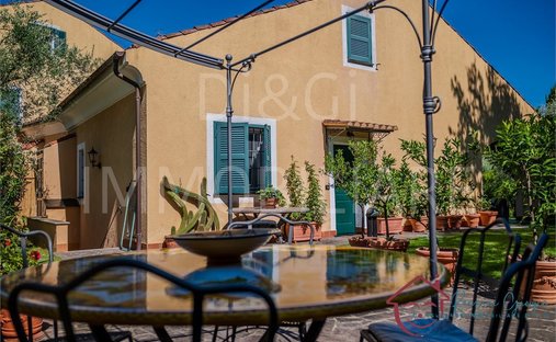 Villa in Garlenda, Liguria, Italy 1