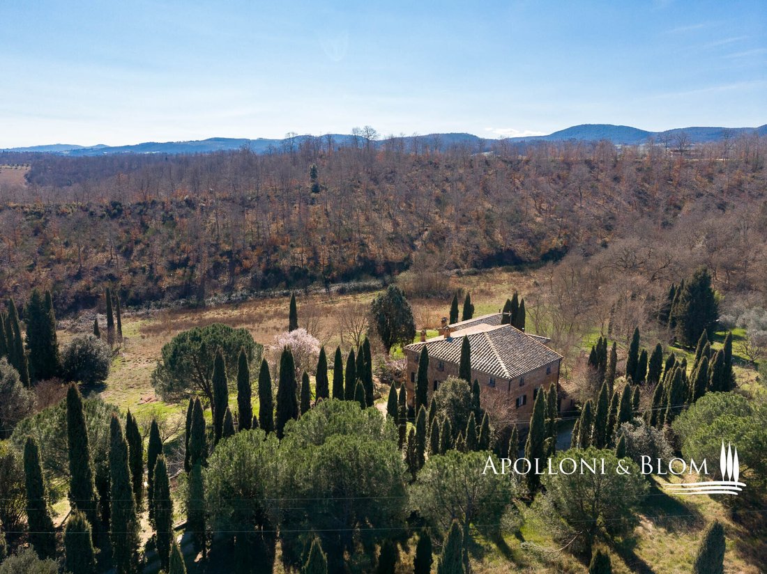 Villa in Poggi Gialli, Tuscany, Italy 1 - 16644243