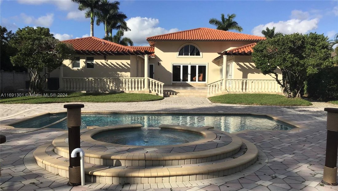 House in Miami, Florida, United States 2 - 16636293