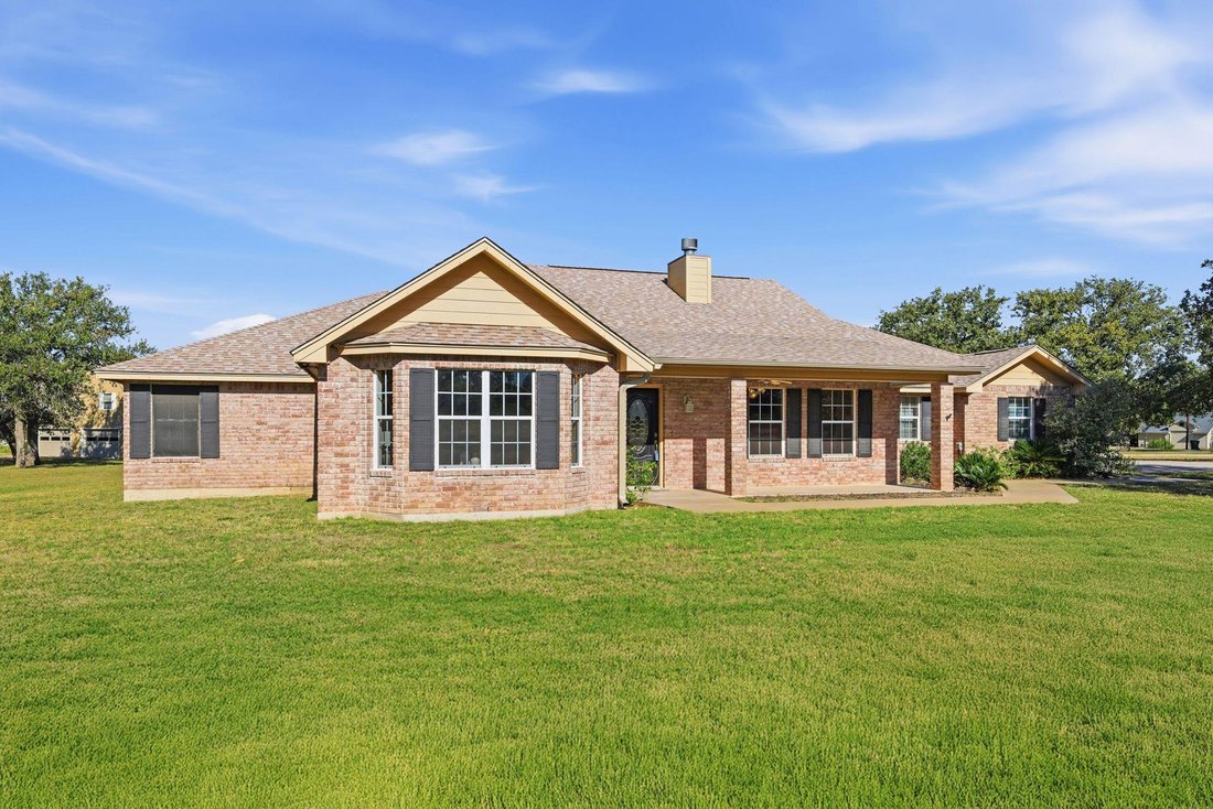 House in Burnet, Texas, United States 2 - 16644418