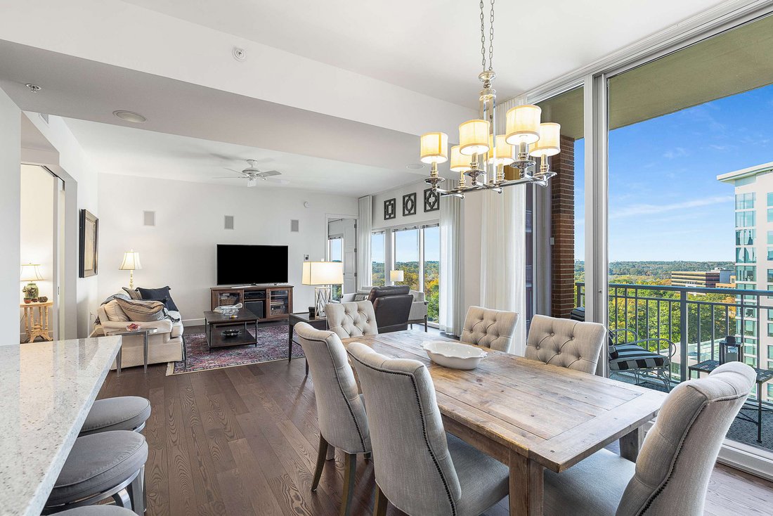 Condo in Atlanta, Georgia, United States 5 - 16643707