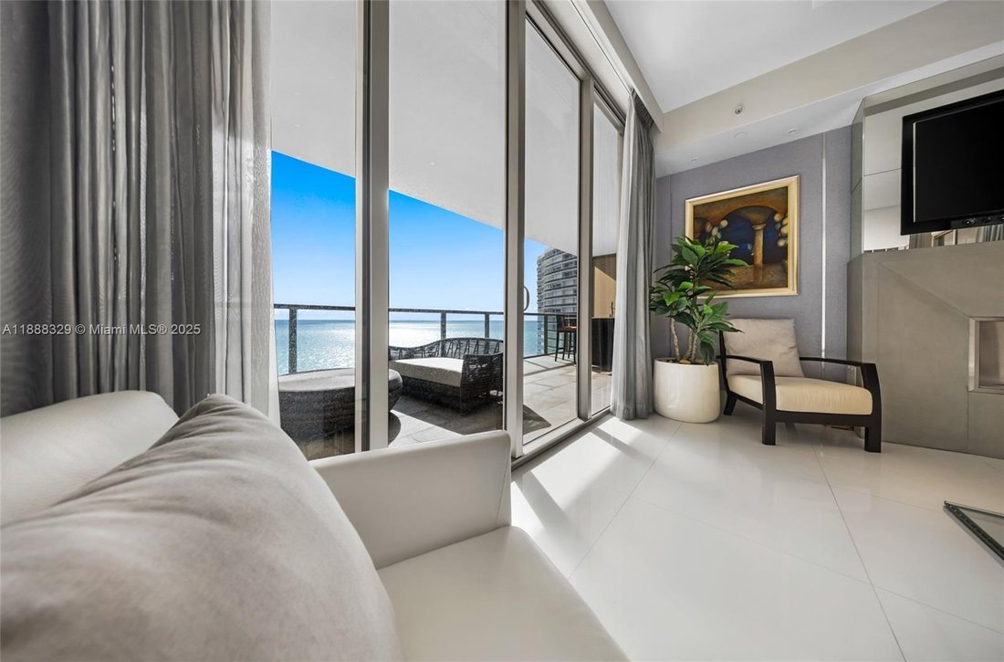 Condo in Bal Harbour, Florida, United States 2 - 16640411