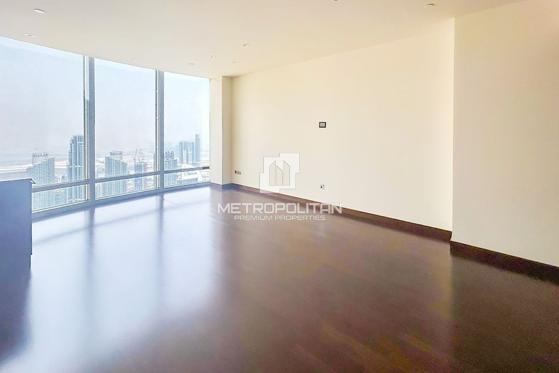 Apartment in Burj Khalifa, Downtown Dubai, Dubai 3 - 16644630