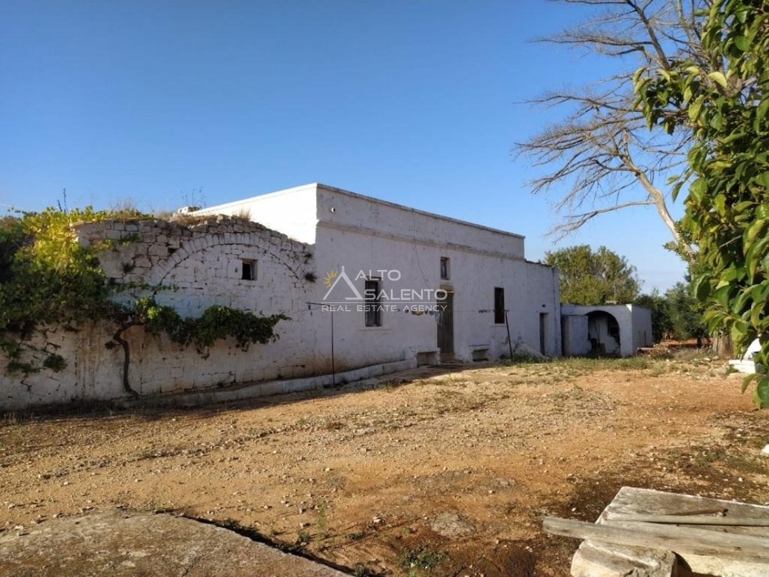 Country House in Ceglie Messapica, Apulia, Italy 1 - 16631385
