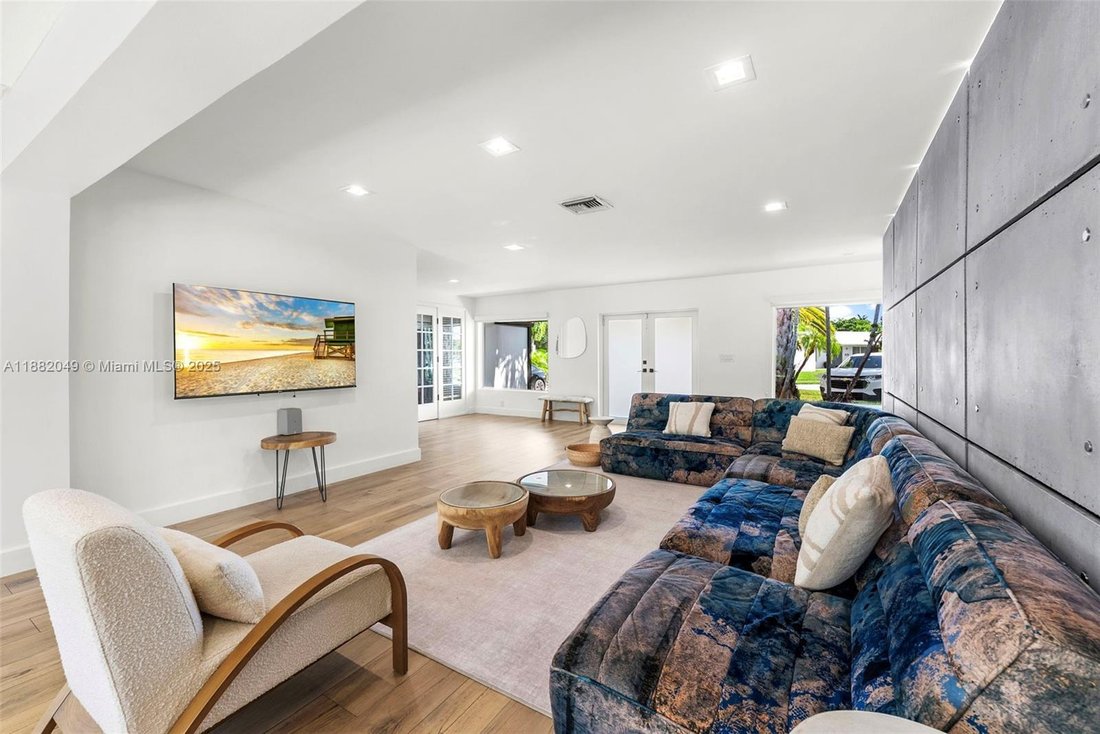 House in North Miami Beach, Florida, United States 5 - 16639468